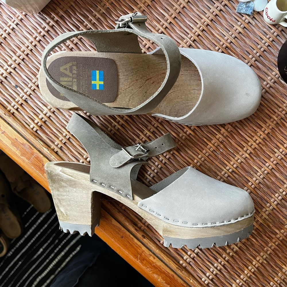 MIA Abba Two Toned Clogs (TRADE)